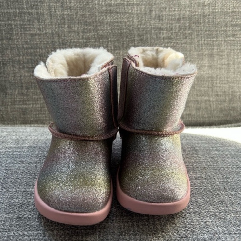 Ugg Glitter Boots 4/5